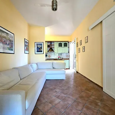 A 100mt Dal Mare בית נופש